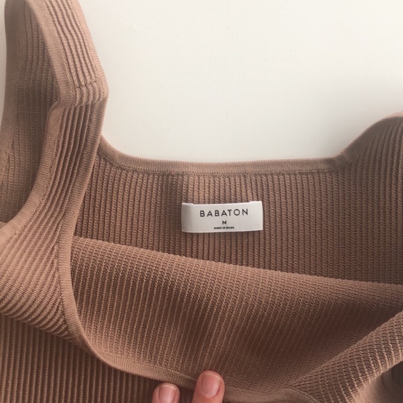 Aritzia Sculpt Knit Squareneck Cropped Tank in Medium - Picture 5 of 5